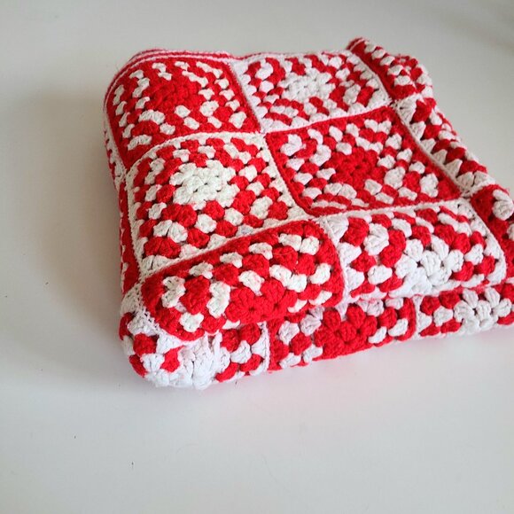 Hand Made Crochet Granny Square Throw Afghan Blanket with Red and White Colors. - Picture 5 of 6